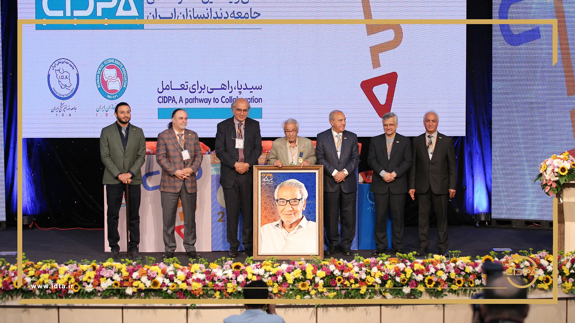 گزارش تصویری آیین افتتاحیه 31 امین کنگره علمی جامعه دندان سازان ایران