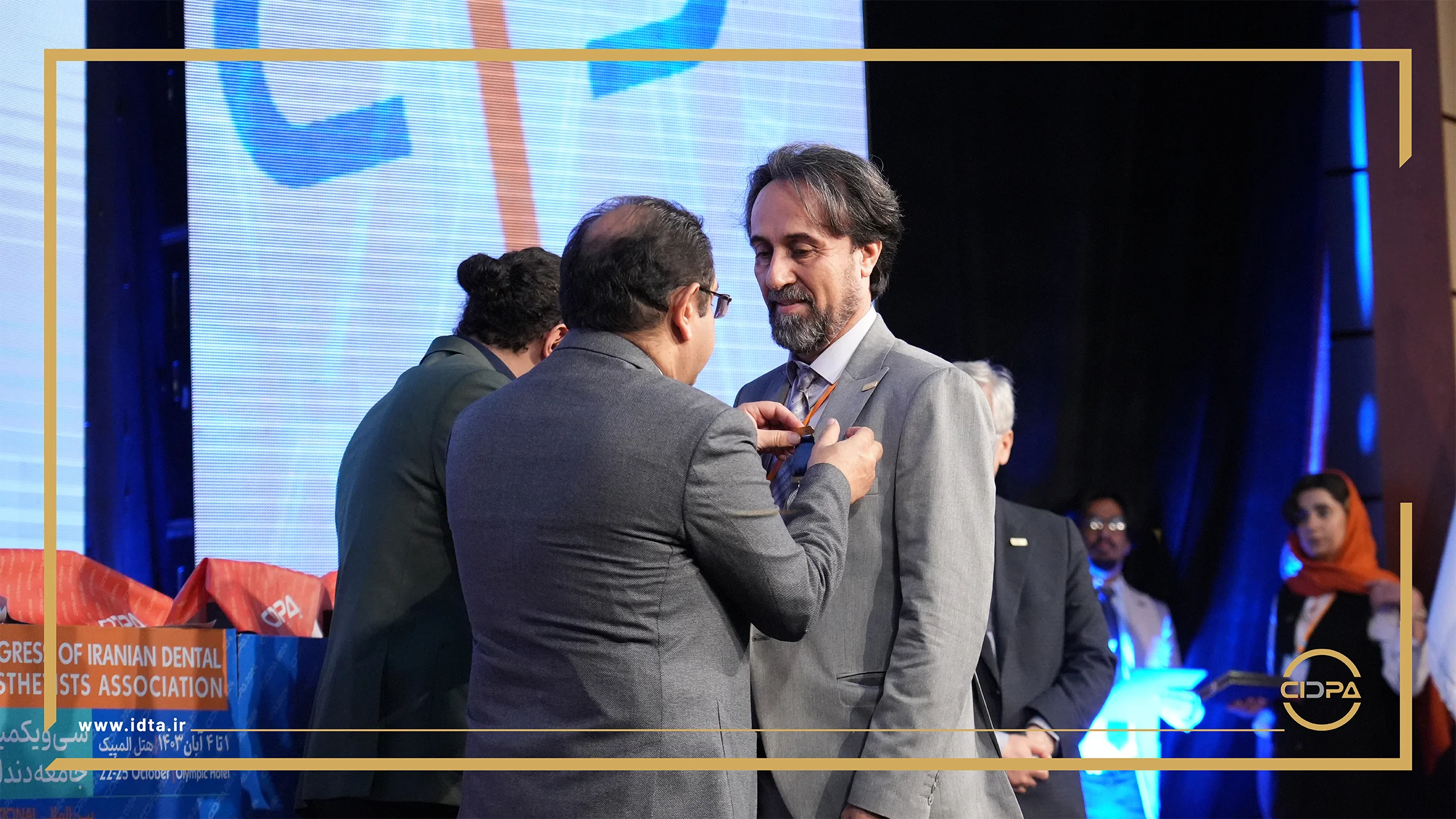 گزارش تصویری آیین افتتاحیه 31 امین کنگره علمی جامعه دندان سازان ایران